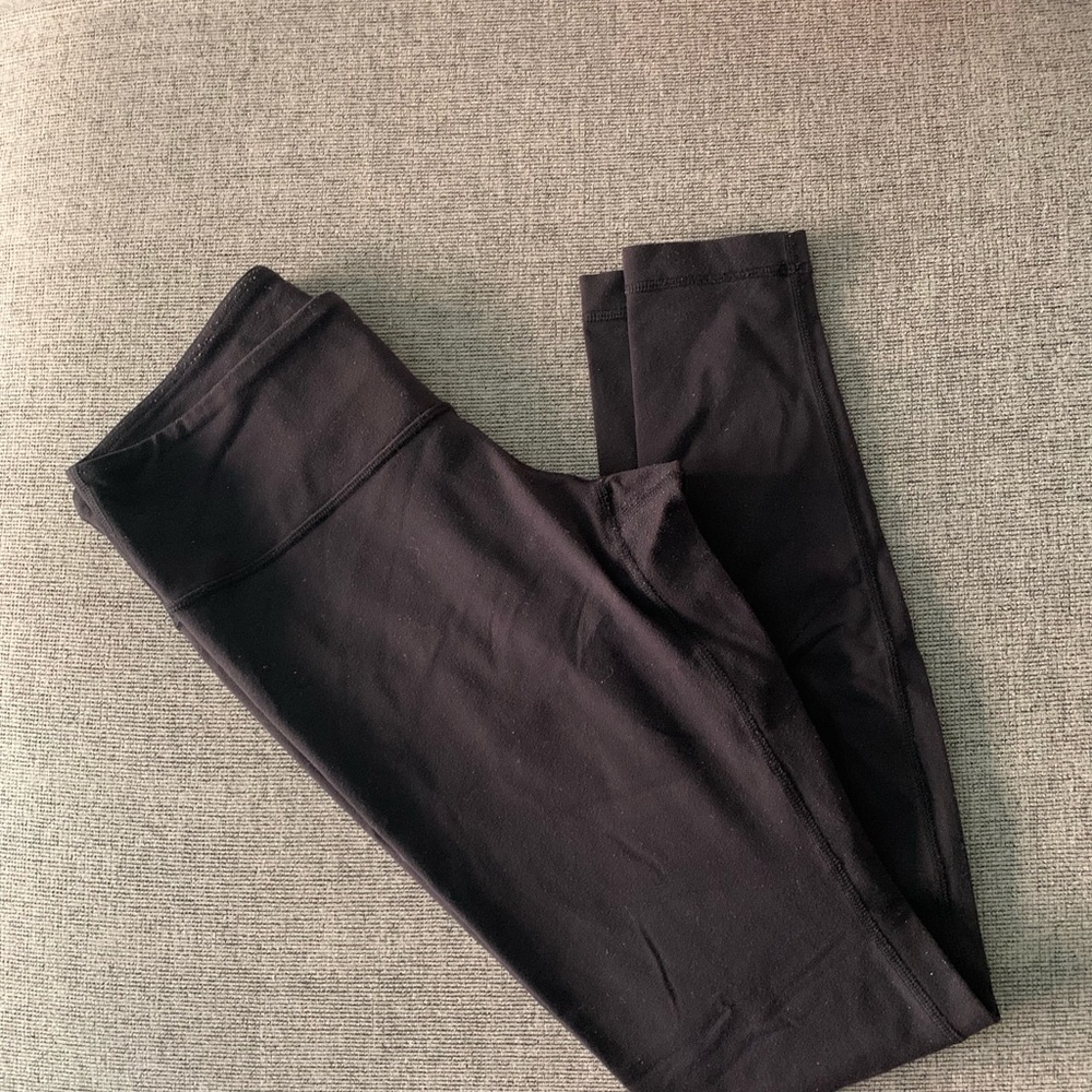 Lululemon wonder under size 8